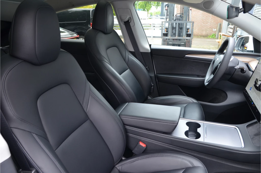 Tesla Model Y – foto 7