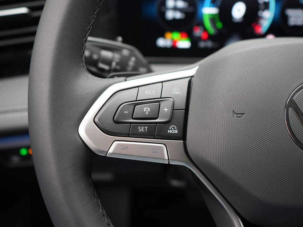 Volkswagen Tiguan – foto 15