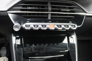 Peugeot 208 – thumbnail 26