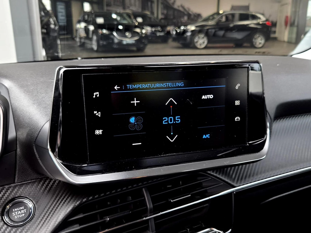 Peugeot 208 – foto 17