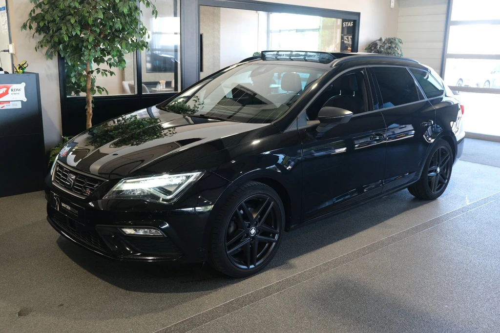 SEAT Leon – foto 3