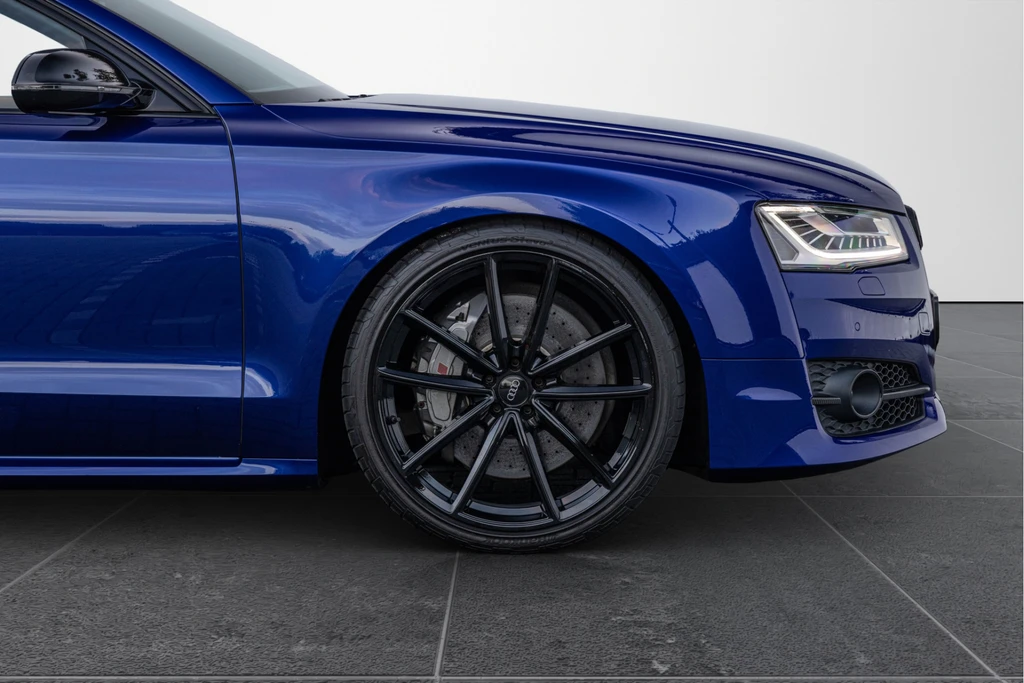 Audi S8 – foto 17