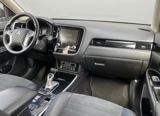 Mitsubishi Outlander – thumbnail 17