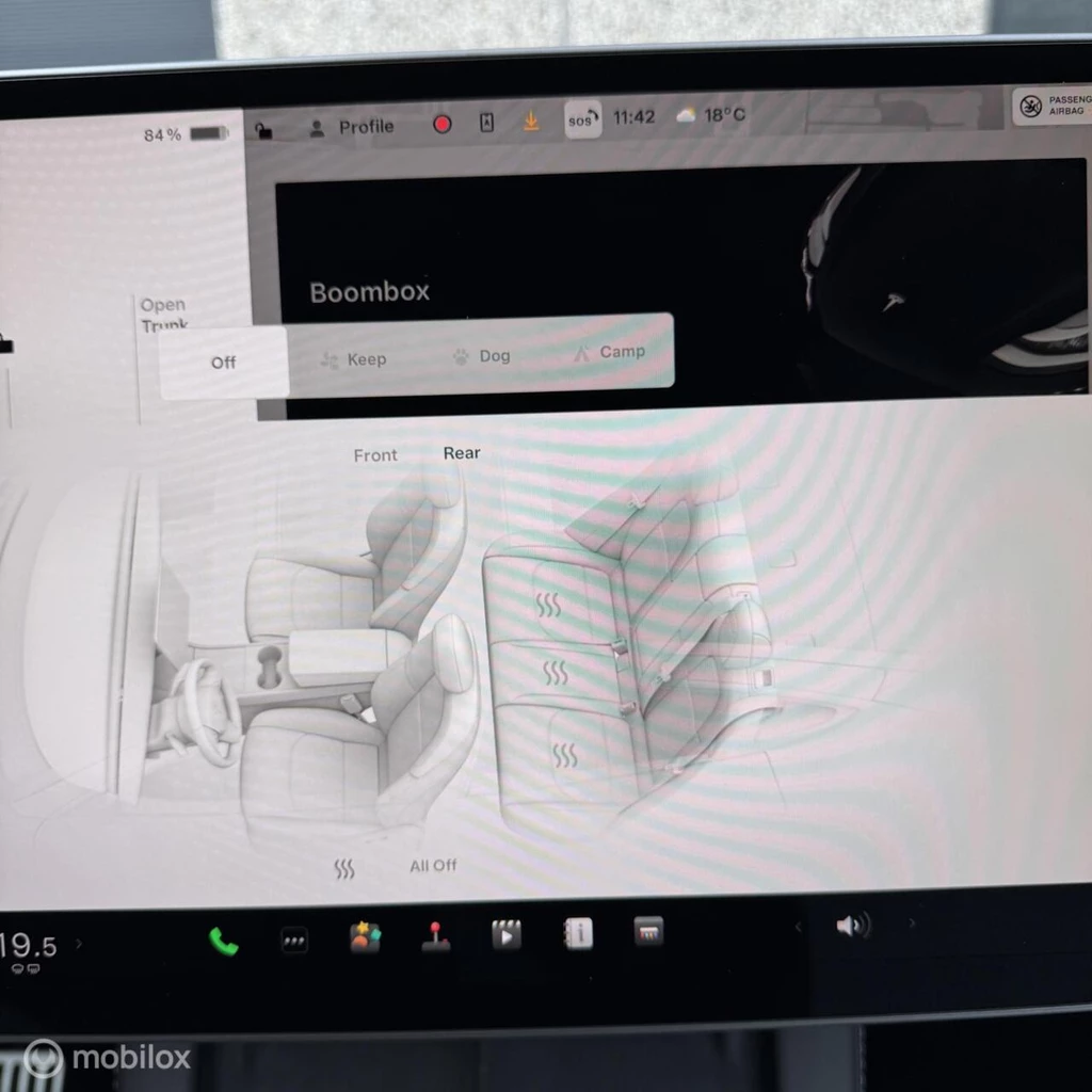 Tesla Model Y – foto 11