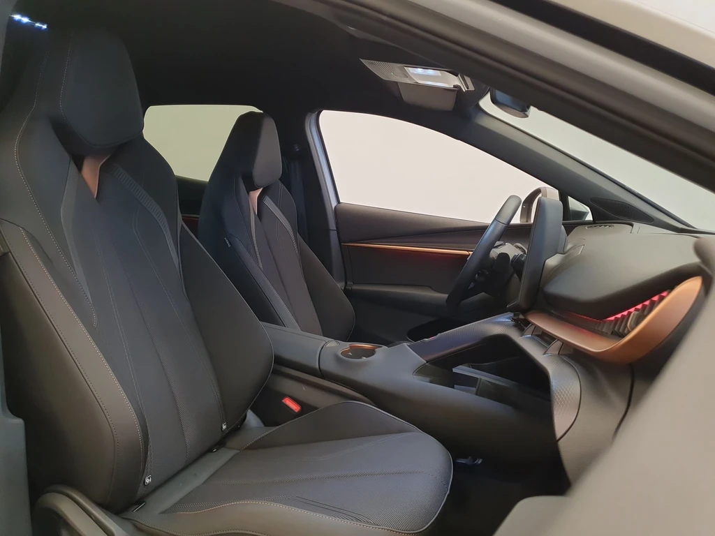 CUPRA Tavascan – foto 8