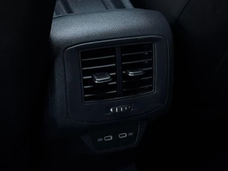 Volkswagen T-Roc – thumbnail 30