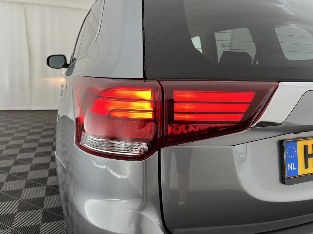 Mitsubishi Outlander – foto 31