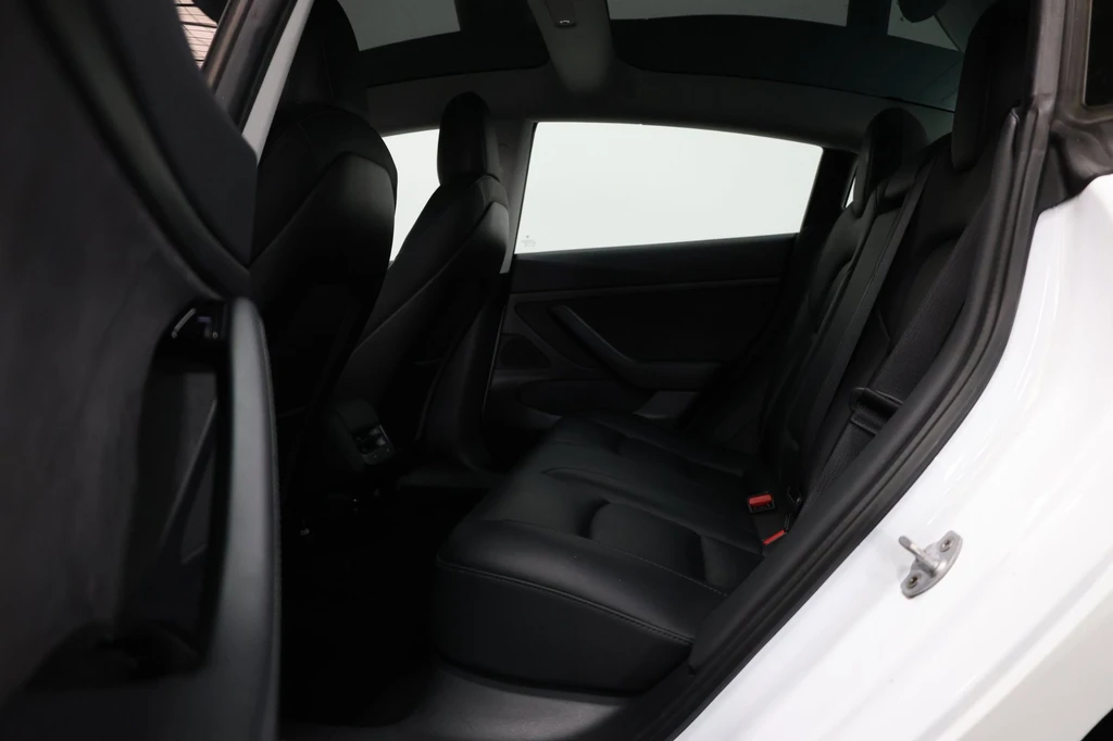 Tesla Model 3 – foto 10