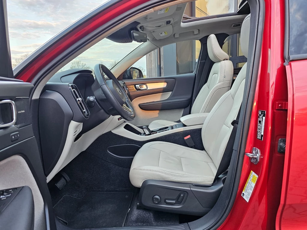 Volvo XC40 – foto 27