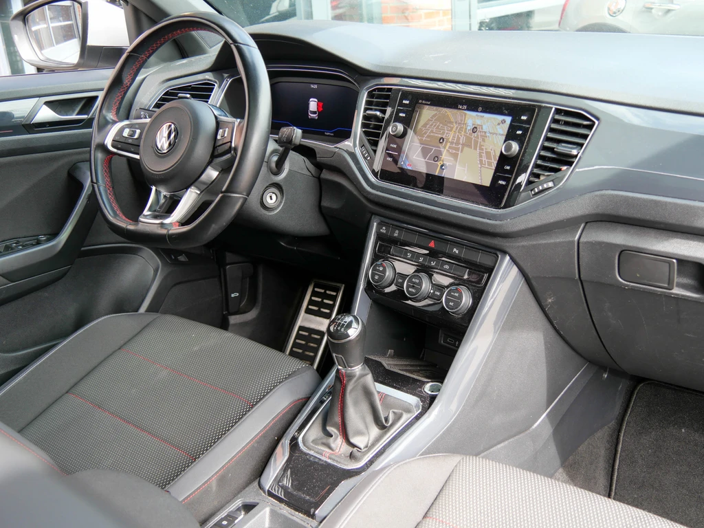 Volkswagen T-Roc – foto 4
