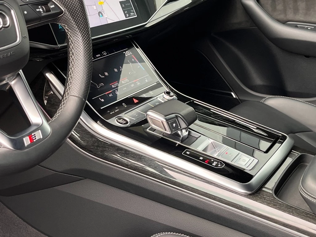 Audi Q8 – foto 11