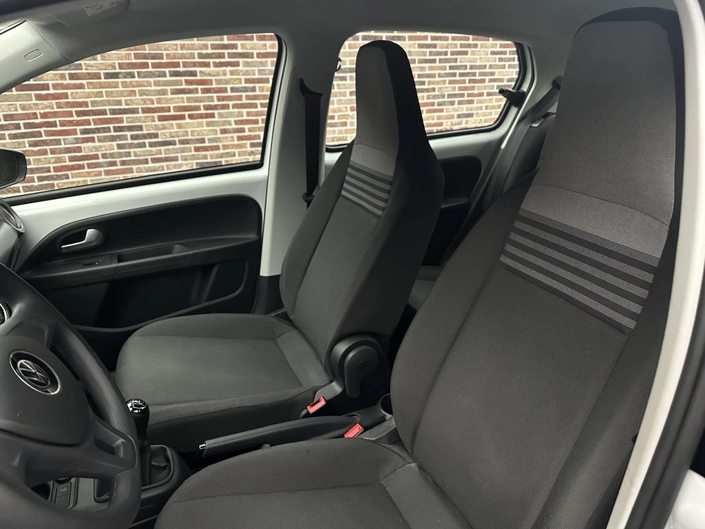 Volkswagen up! – foto 21