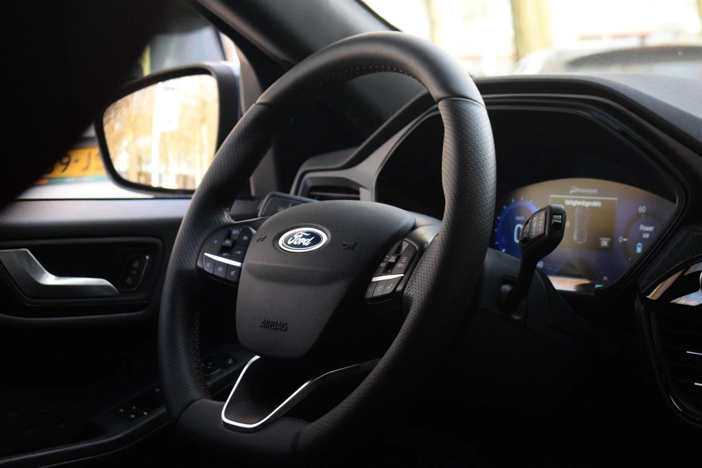 Ford Kuga – foto 16