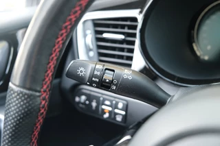 Kia ProCeed – thumbnail 23