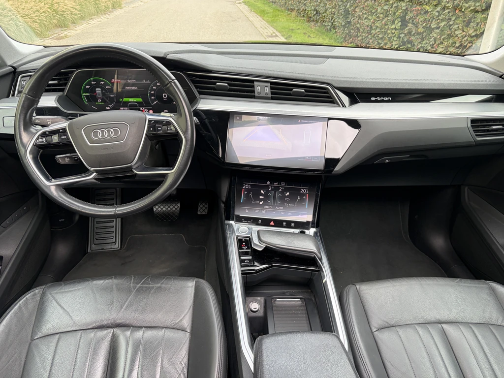 Audi e-tron – foto 10