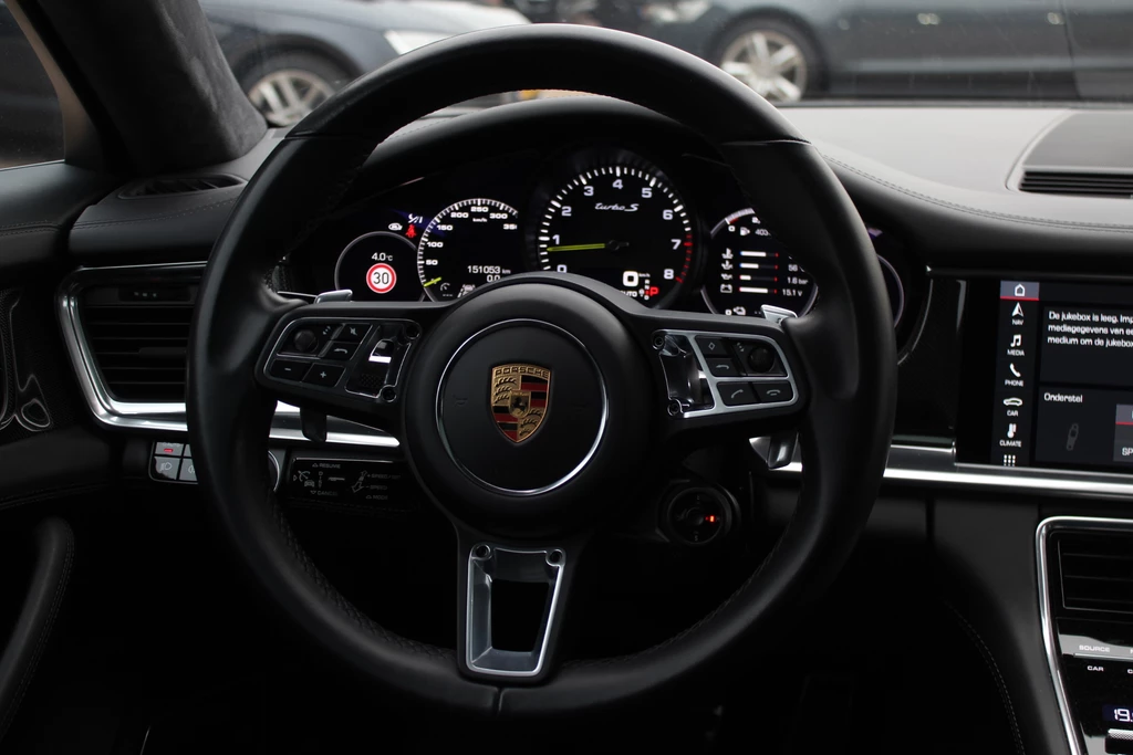 Porsche Panamera – foto 18
