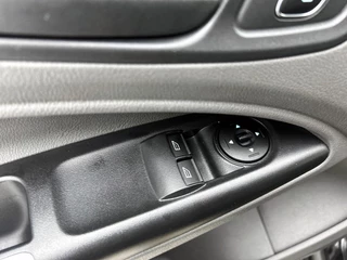 Ford Transit Connect – thumbnail 34