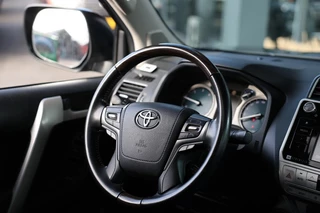 Toyota Land Cruiser – thumbnail 11