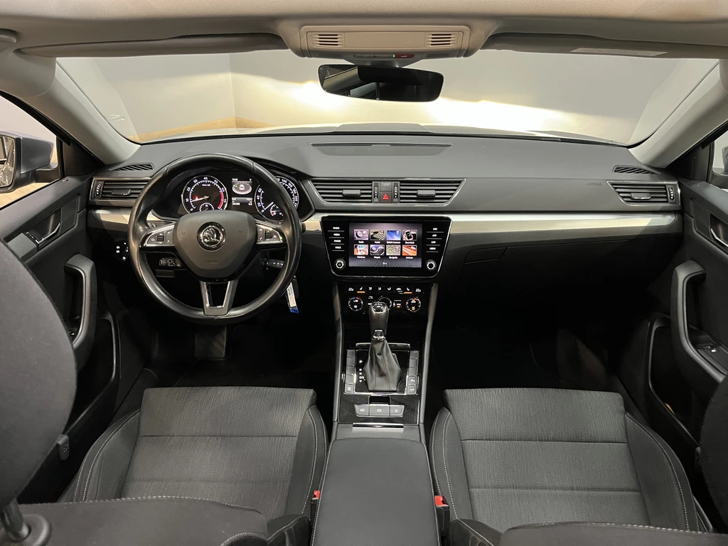 Škoda Superb – foto 32