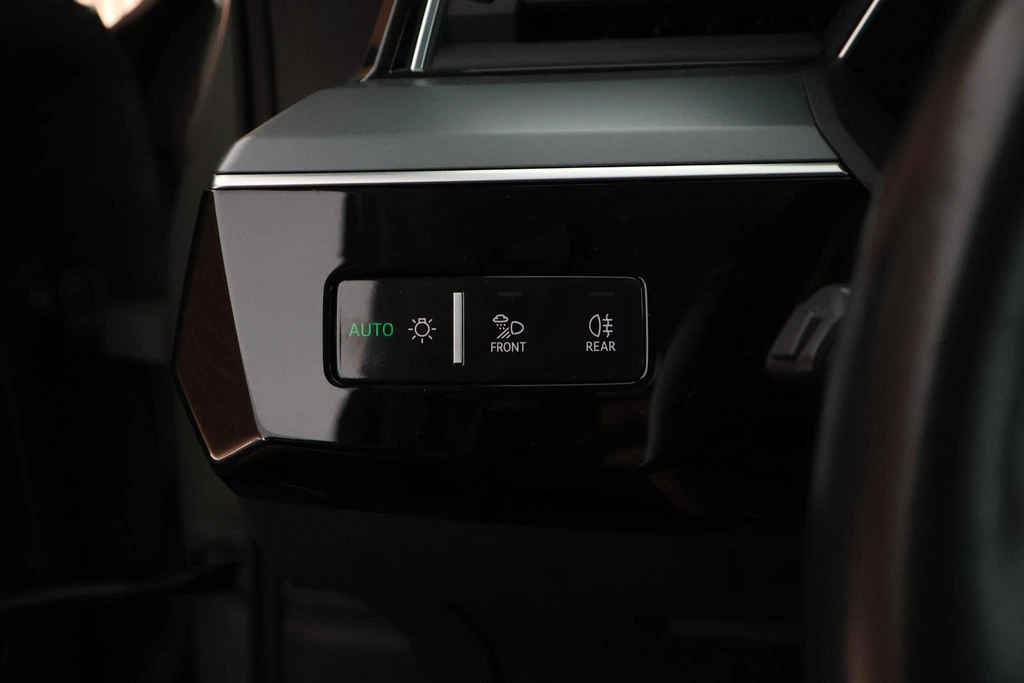 Audi Q8 e-tron – foto 16