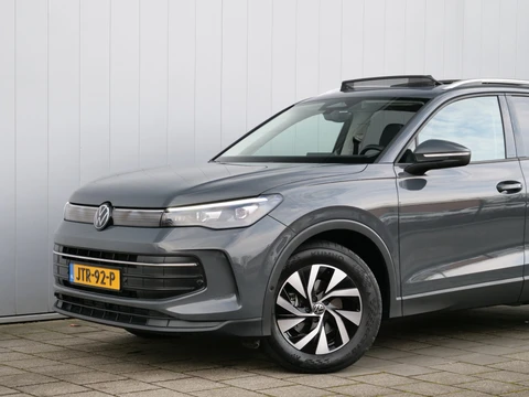Volkswagen Tiguan 1.5 eTSI Life Edition 150 Pk Automaat DAB / Apple Carplay / Camera / Pano-dak