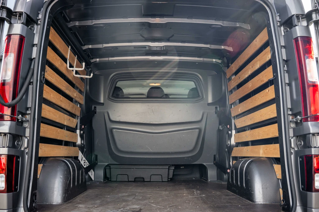 Opel Vivaro – foto 11