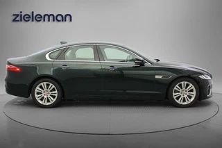 Jaguar XF – thumbnail 8
