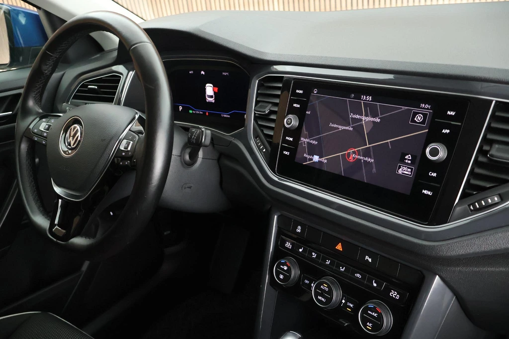 Volkswagen T-Roc – foto 8