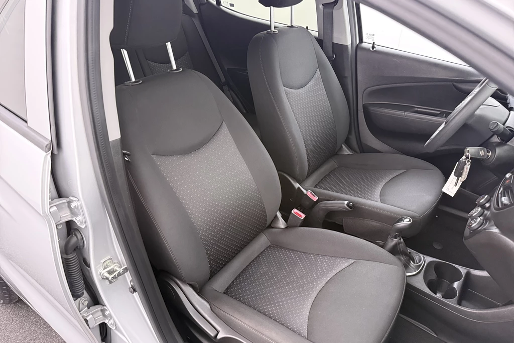 Opel KARL – foto 14