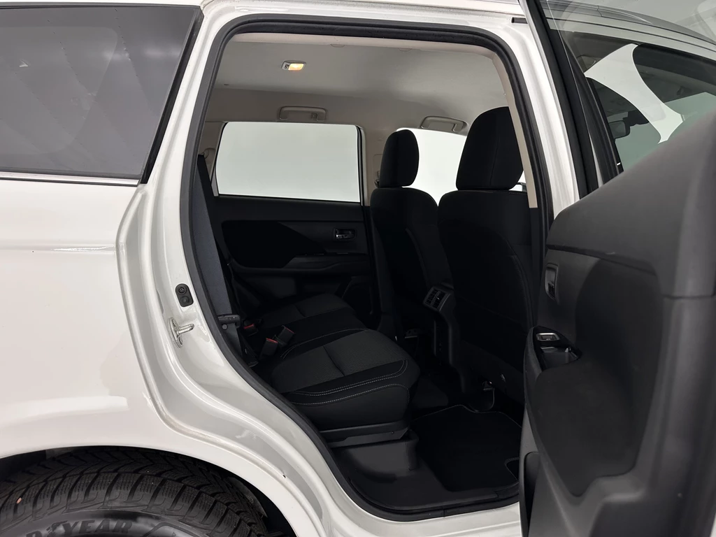 Mitsubishi Outlander – foto 12