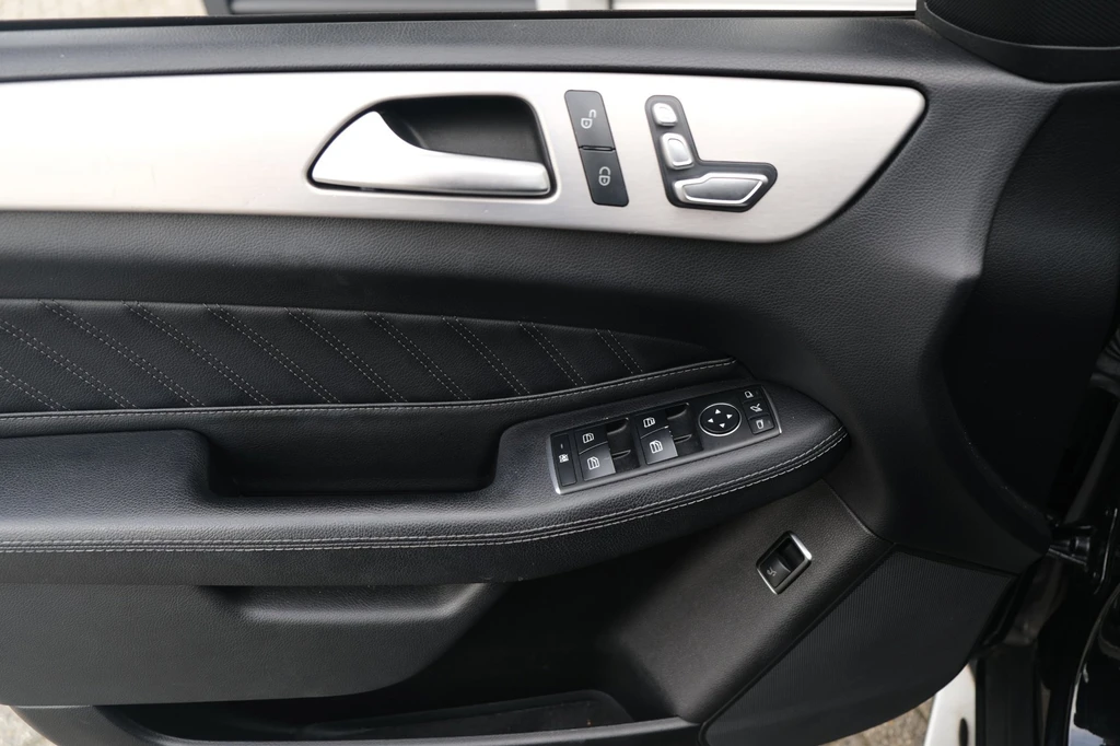 Mercedes-Benz GLE – foto 15