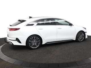 Kia ProCeed – thumbnail 8