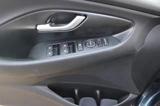 Hyundai i30 – thumbnail 12
