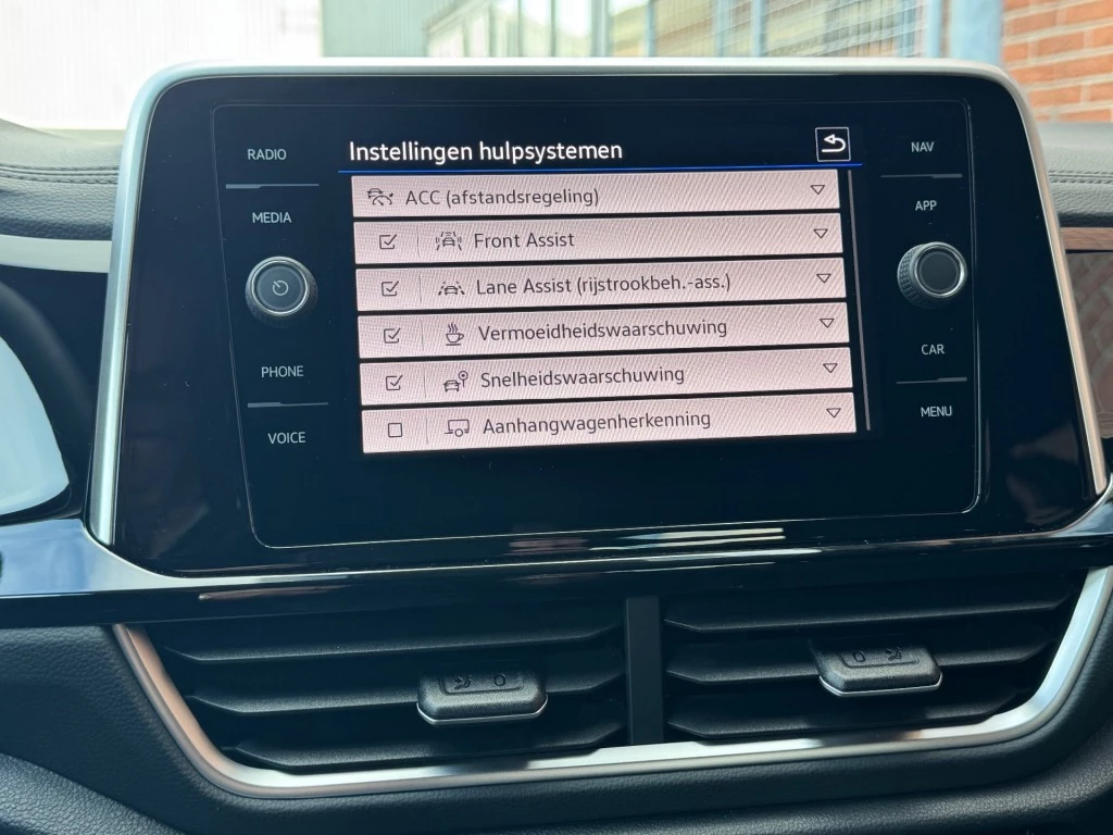 Volkswagen T-Roc – foto 41