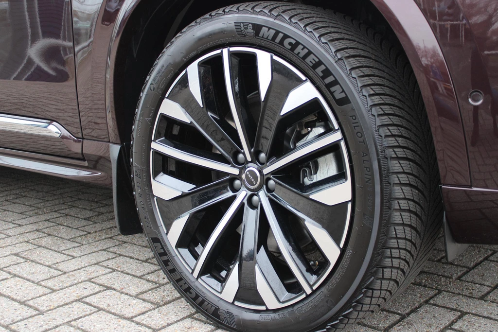 Volvo XC90 – foto 18