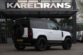 Land Rover Defender – thumbnail 4