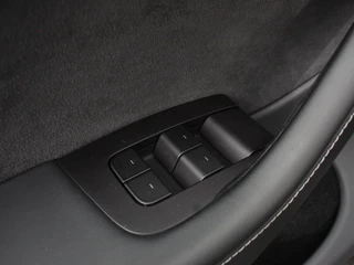 Tesla Model Y – thumbnail 16