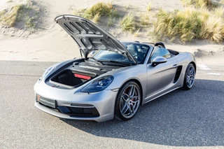 Porsche 718 – thumbnail 1