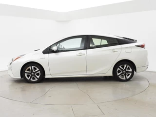 Toyota Prius – thumbnail 2
