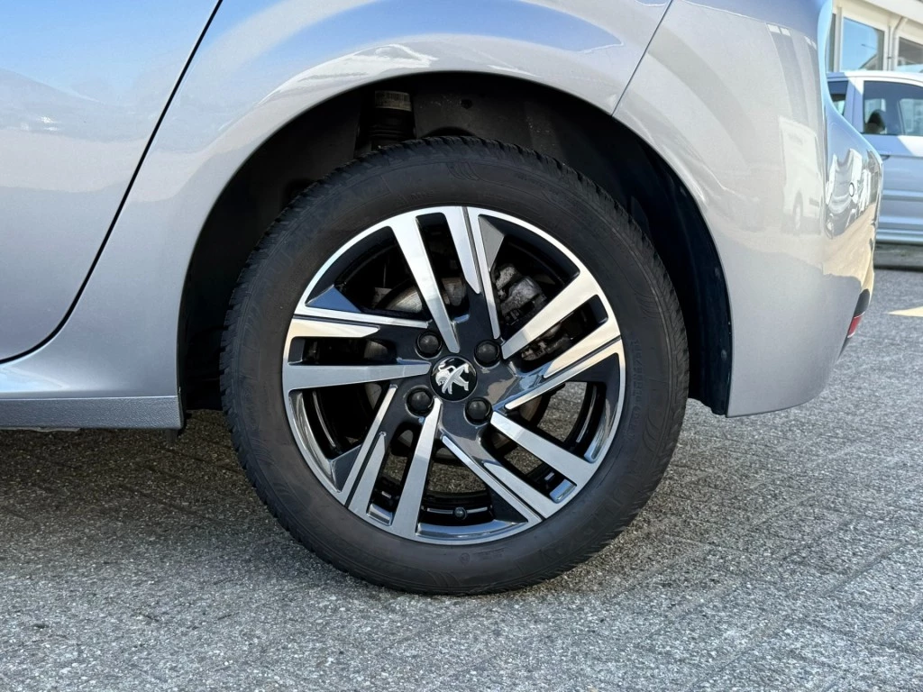 Peugeot 208 – foto 23