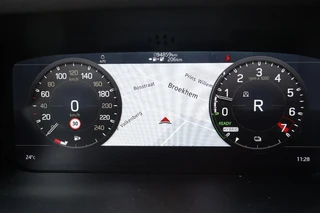 Land Rover Defender – thumbnail 4