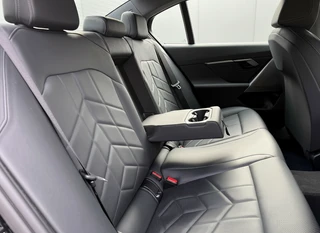 BMW i5 – thumbnail 15
