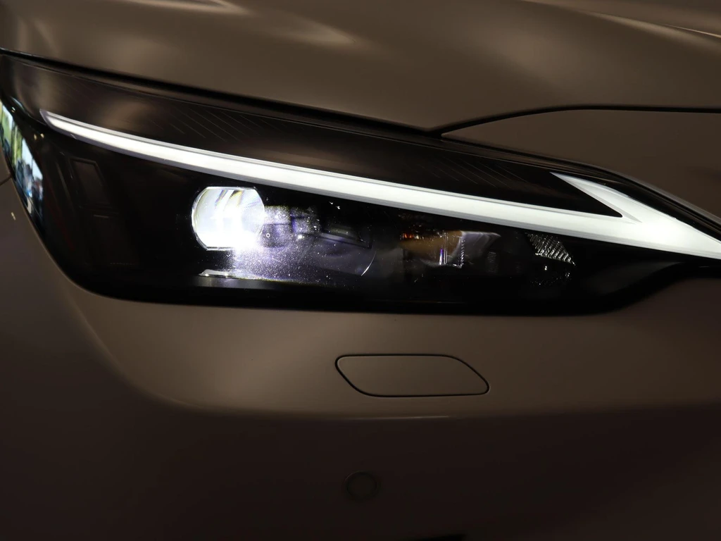 Lexus NX – foto 21