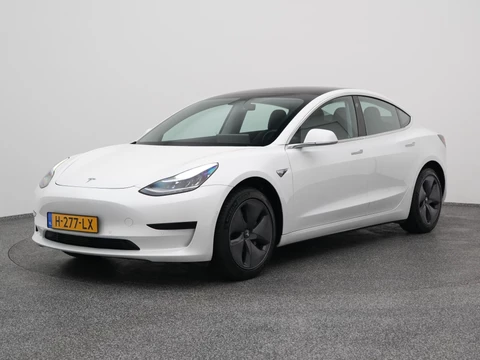 Tesla Model 3 Standard RWD Plus 60 kWh | PANO | CAMERA | STOELVERW.