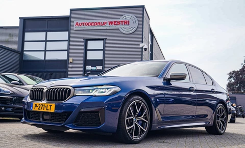 BMW 5-serie M550i xDrive Business Edition Plus | Head up Display | Stoelverkoeling | Massage | Harman\/Kardon | 360 Camera