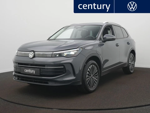 Volkswagen Tiguan 1.5 TSI Life Automaat - IQ light - Trekhaak - Navigatie - ACC - 360 Camera - Stoelverwarming - Park Assist