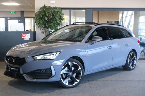 CUPRA Leon Sportstourer 1.4 e-Hybrid 204PK Pano Led Cam Elektr Achterklep Kessy
