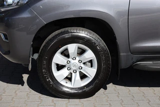 Toyota Land Cruiser – thumbnail 7