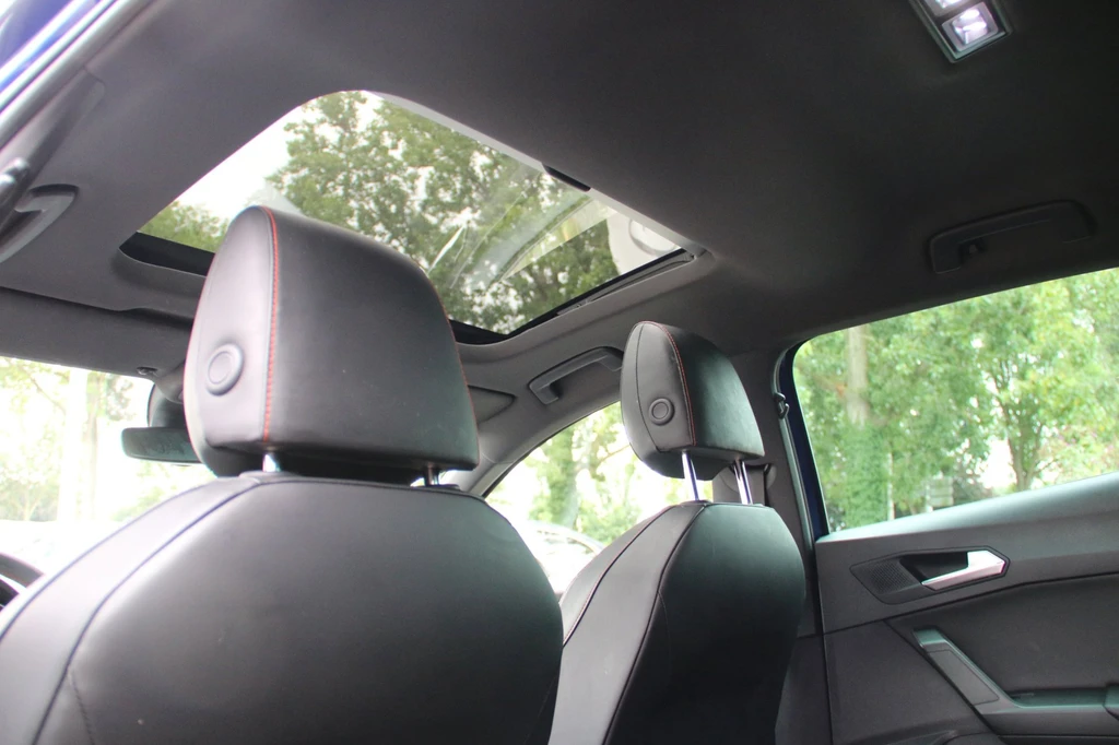 SEAT Leon – foto 8
