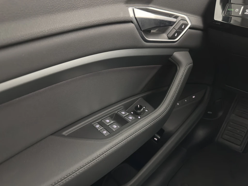Audi e-tron – foto 24